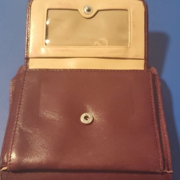 Etienne Aigner Vintage Wallet  - Picture 2 of 10